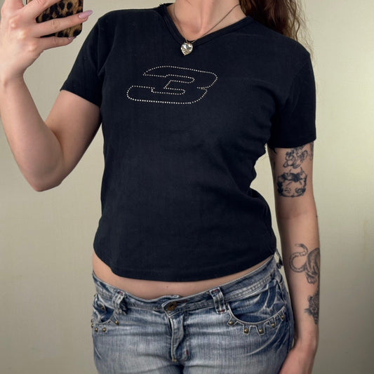 Y2K vintage number 3 t-shirt short sleeve top studded v neck sporty