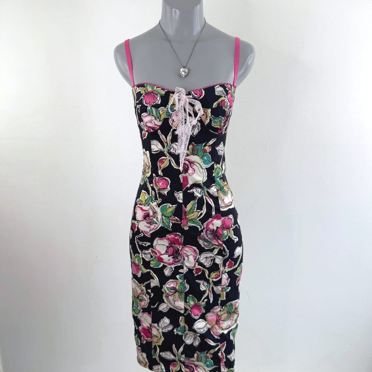 Y2K vintage midi dress floral rose pattern fitted bodycon lace up bust coquette