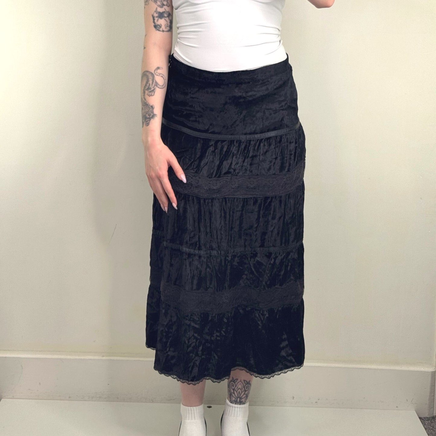 Y2K vintage maxi skirt velvet boho a line lace trim tiered black coquette
