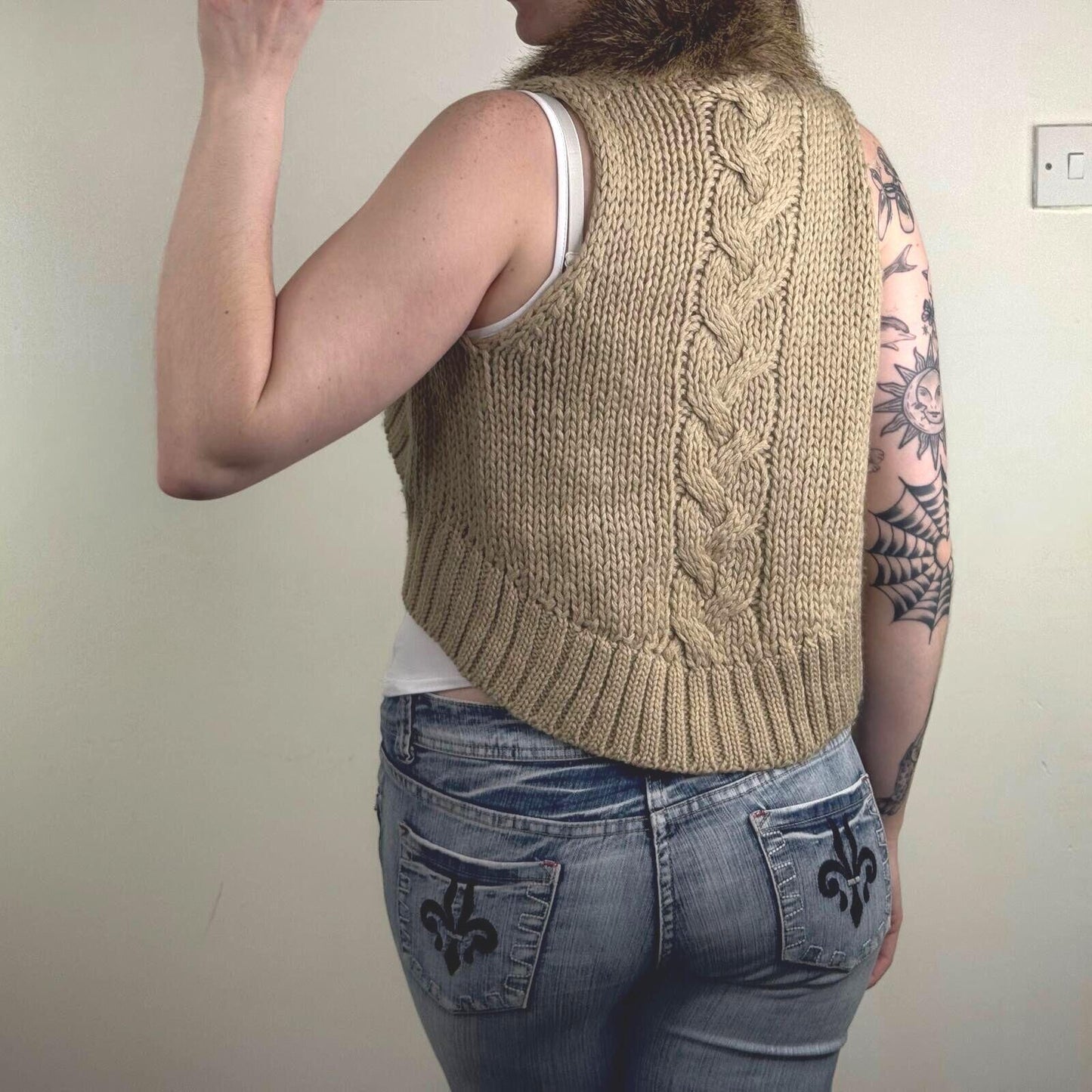 Y2K vintage cardigan cropped wool blend faux fur trim collar cable chunky knit