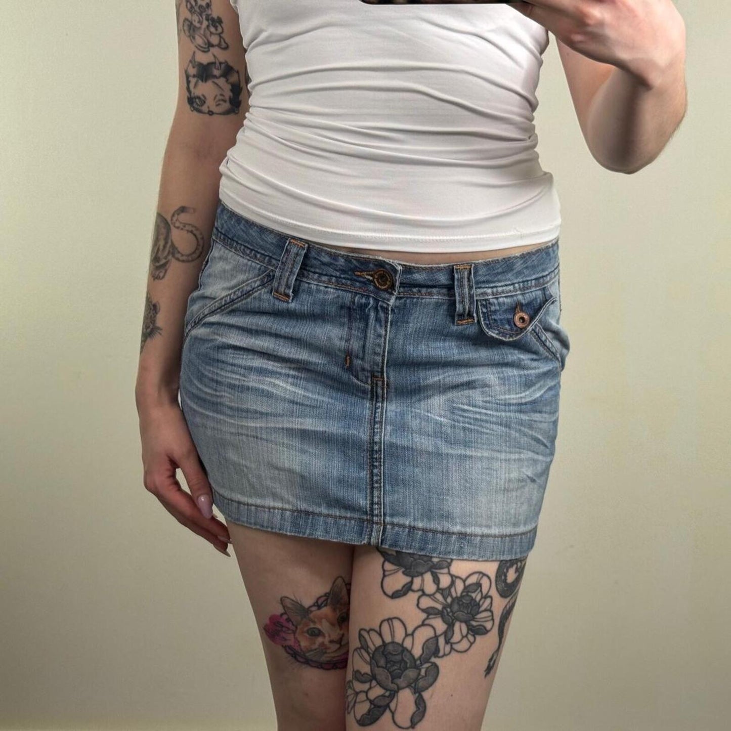 Y2K vintage denim mini skirt faded blue wash cargo pocket low rise
