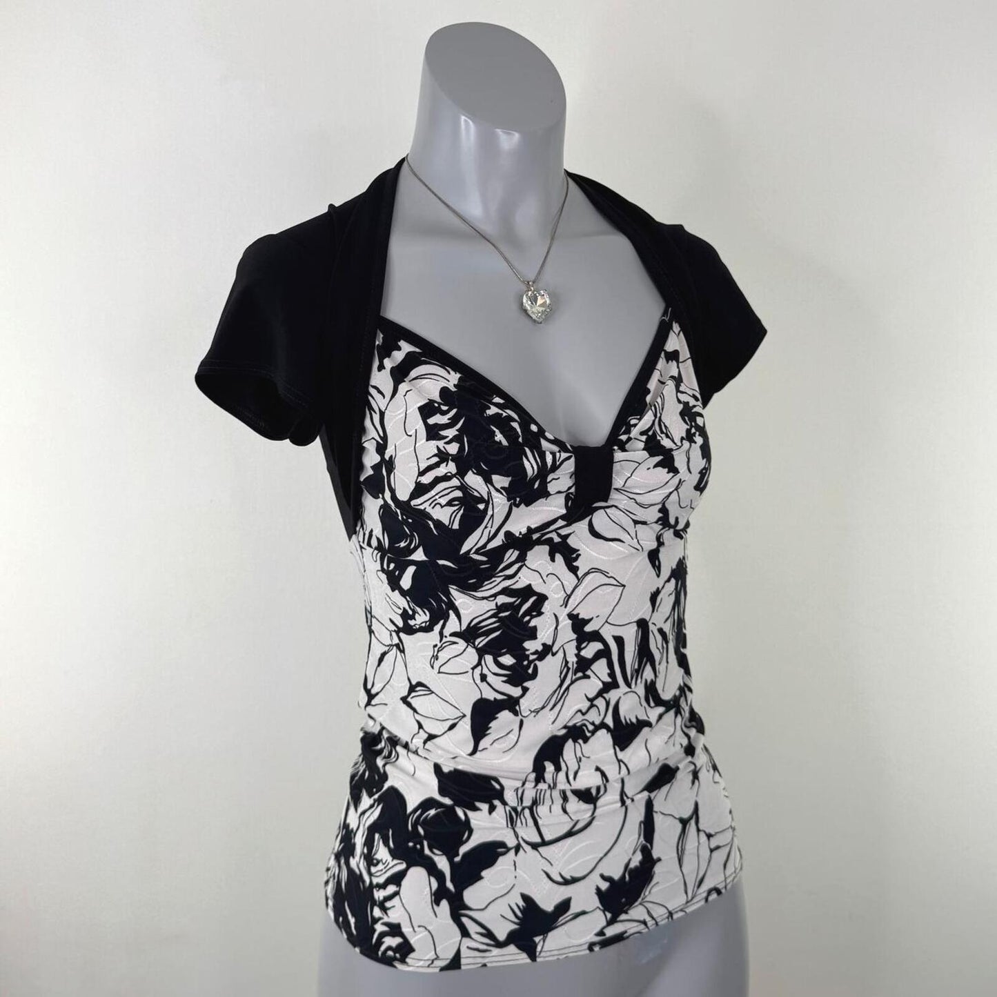 Y2K vintage slinky top floral pattern keyhole v neck fitted ruched short sleeve