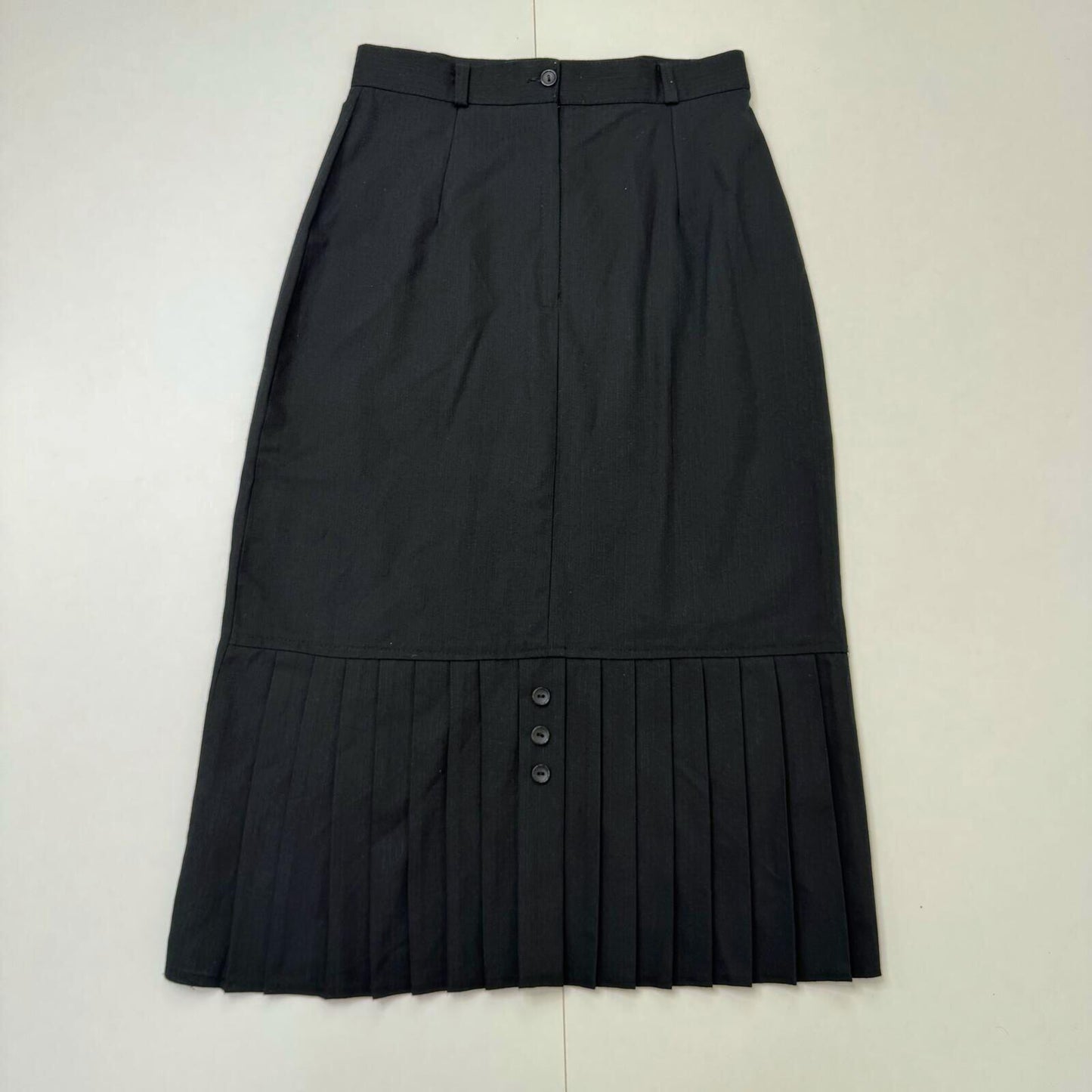 90s vintage midi skirt pleated pinstripe buttons a line tailored black belt loop